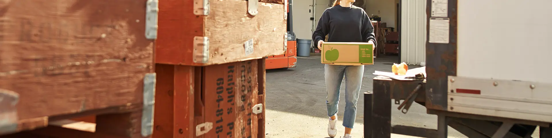 food-logistics-supply-chain-loading-dock