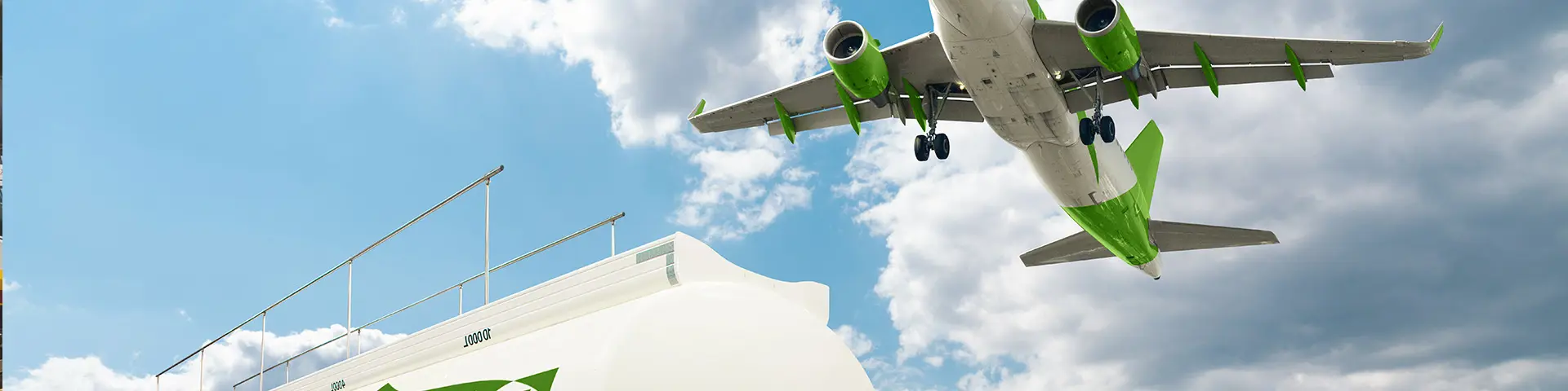 sustainability-aviation-green-fuel-airplane